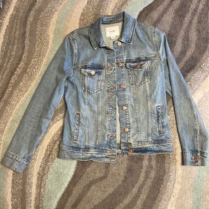 Old navy jean jacket size s